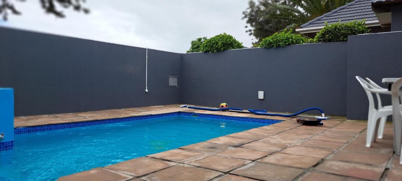 קייפטאון Spacious Holiday Home מראה חיצוני תמונה